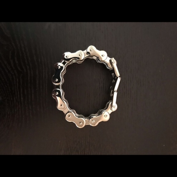 Men’s Chrome Chain Bracelet - Picture 2 of 2